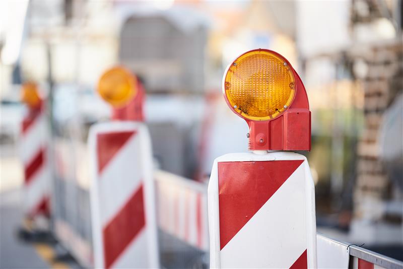Absicherung von Arbeitsstellen in Verkehrsbereichen